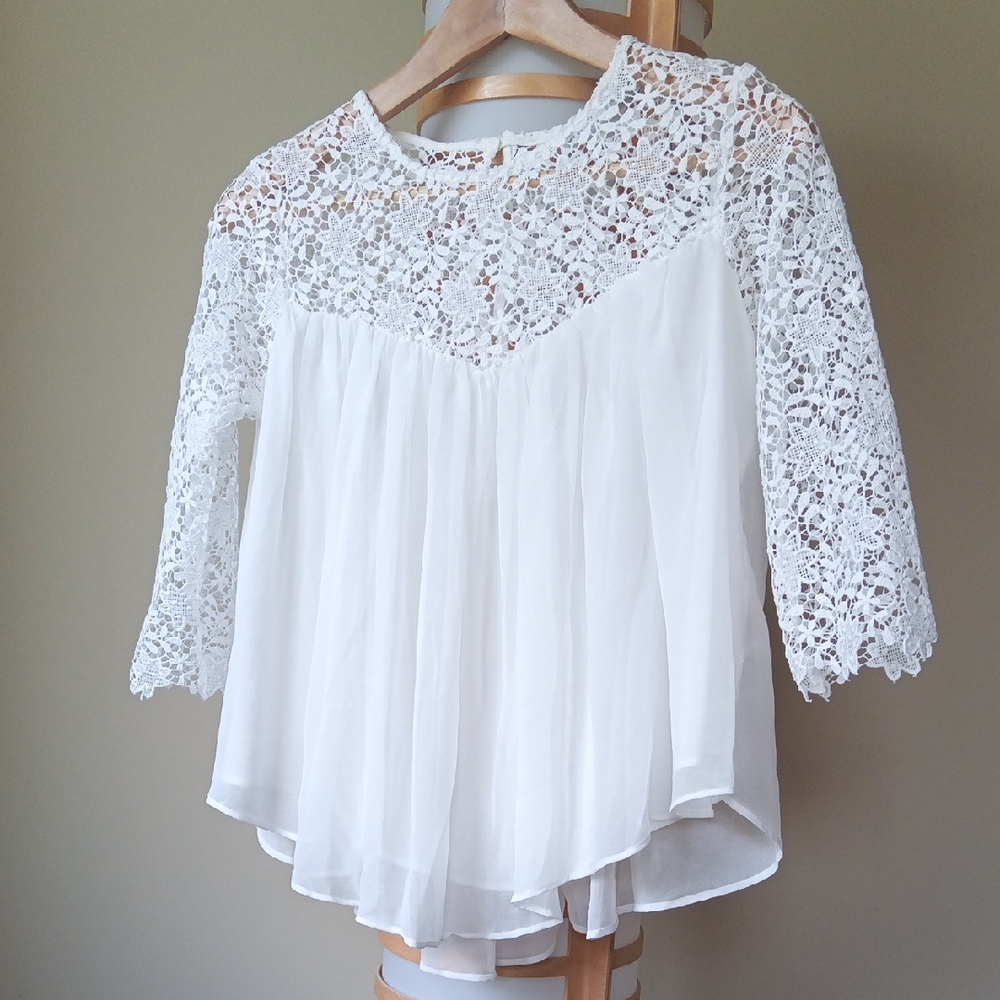 Ptp17.5" Zara Flowy Semi-Sheer White Crop Top With Lace Sleeve - Picture 3 of 11